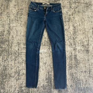 *MOVING SALE* A&F super skinny jeans